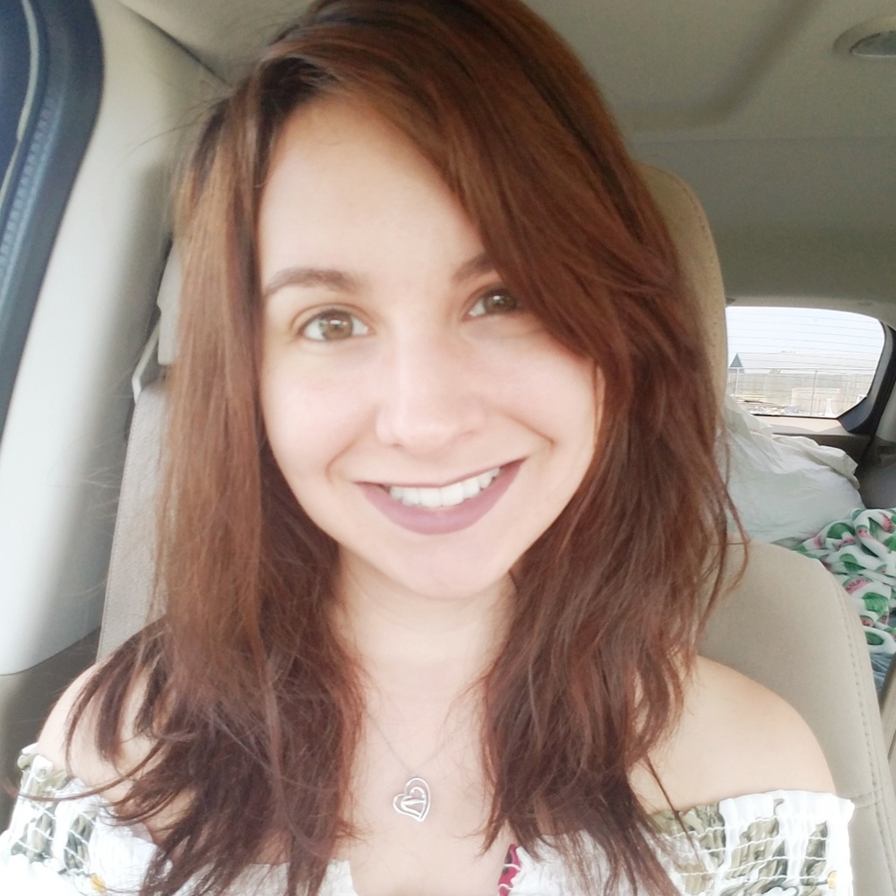 Meet your Posher, Jen (aka: Ferris)